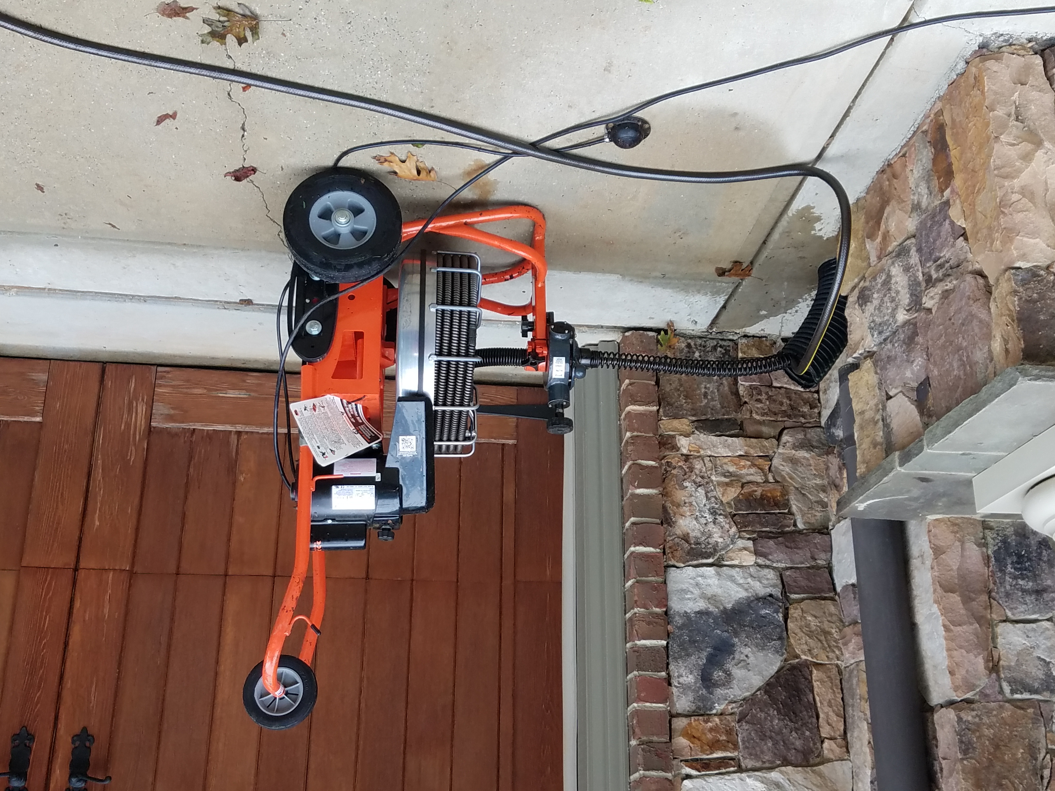 Drain cleaning machine